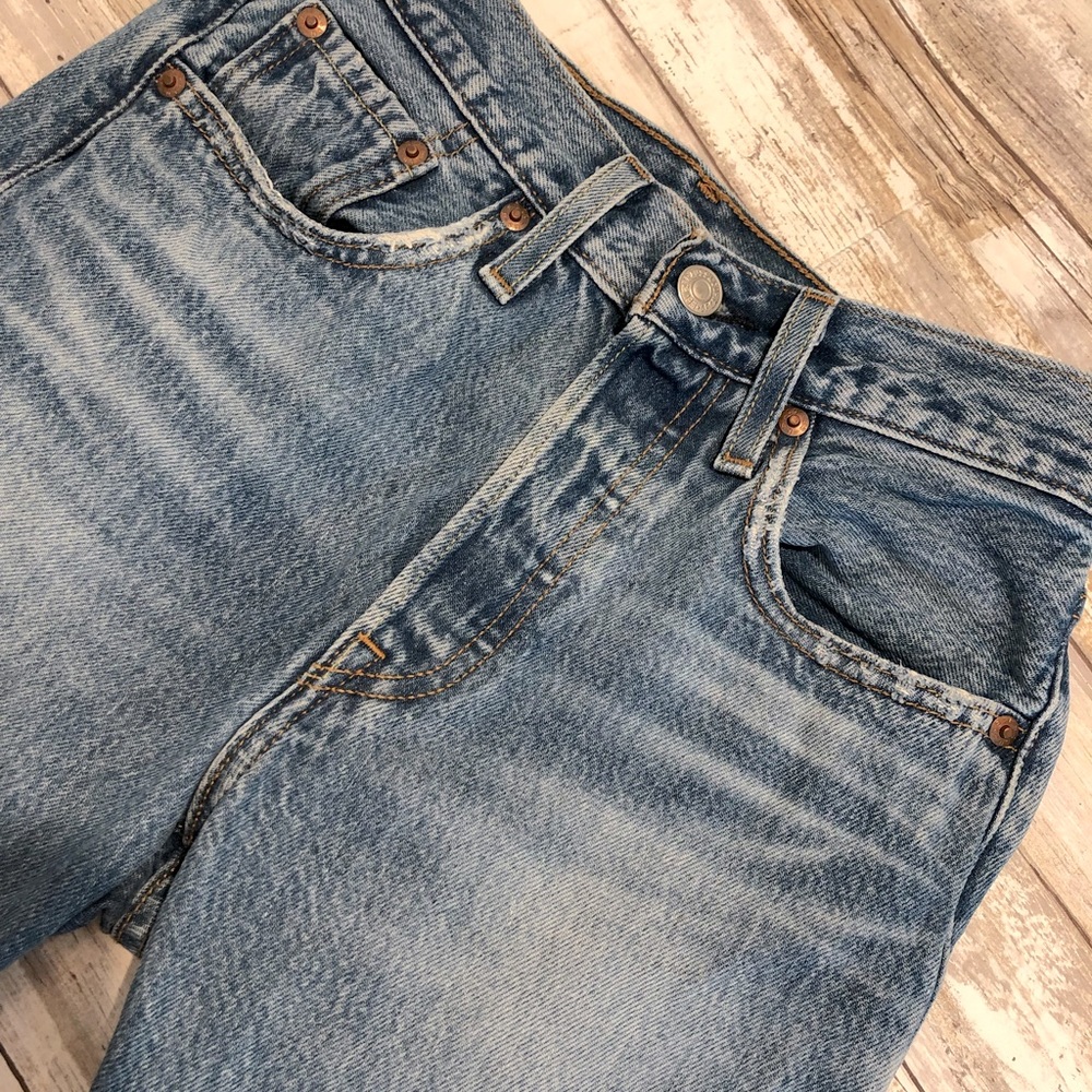 Levi’s 501 sx 24x32